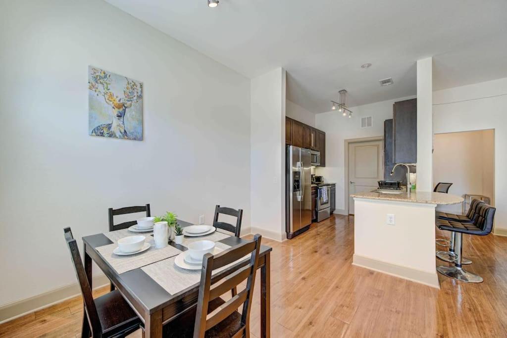 Cozy Apt Nrg Pool,Wi-Fi, Free Parking, Petsok! Houston Exterior foto